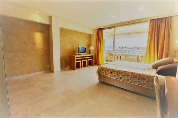 Le Grand Hotel Cannes Luaran gambar